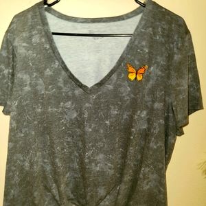 NWOT! SHORT SLEEVE V-NECK T-SHIRT